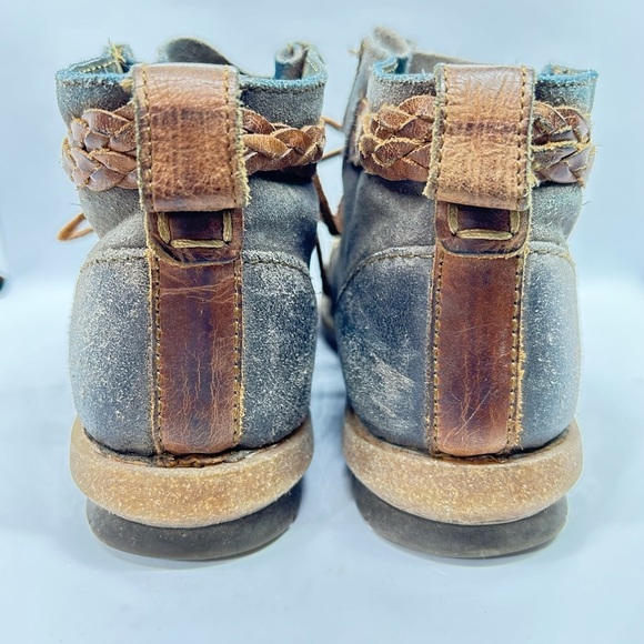 Born Women's Temple II Boot Lace Up Gray and Brown Suede Distressed Bootie SZ 8 - Picture 6 of 14